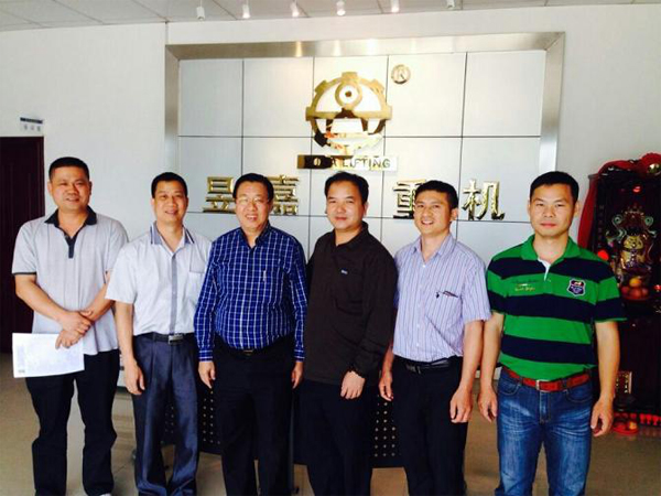 華僑張克順的永光公司在本公司訂購LH10t電動雙梁橋式起重機(jī)